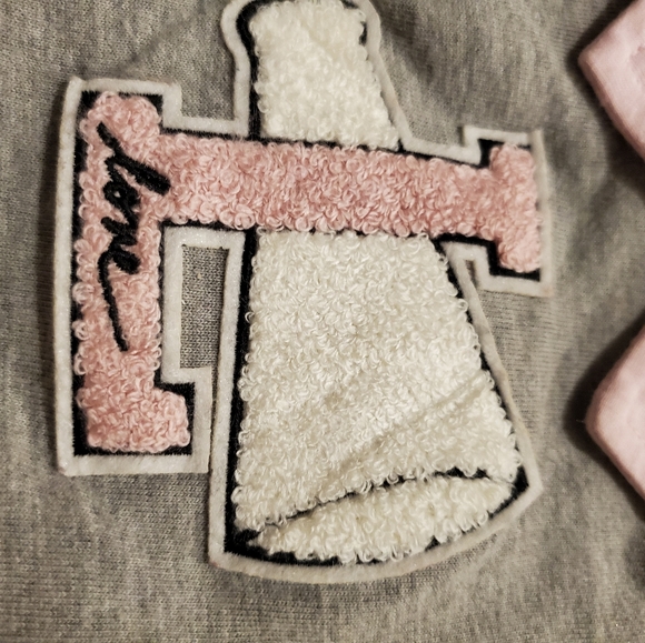 Ellen DeGeneres Dog Dress - Picture 2 of 8